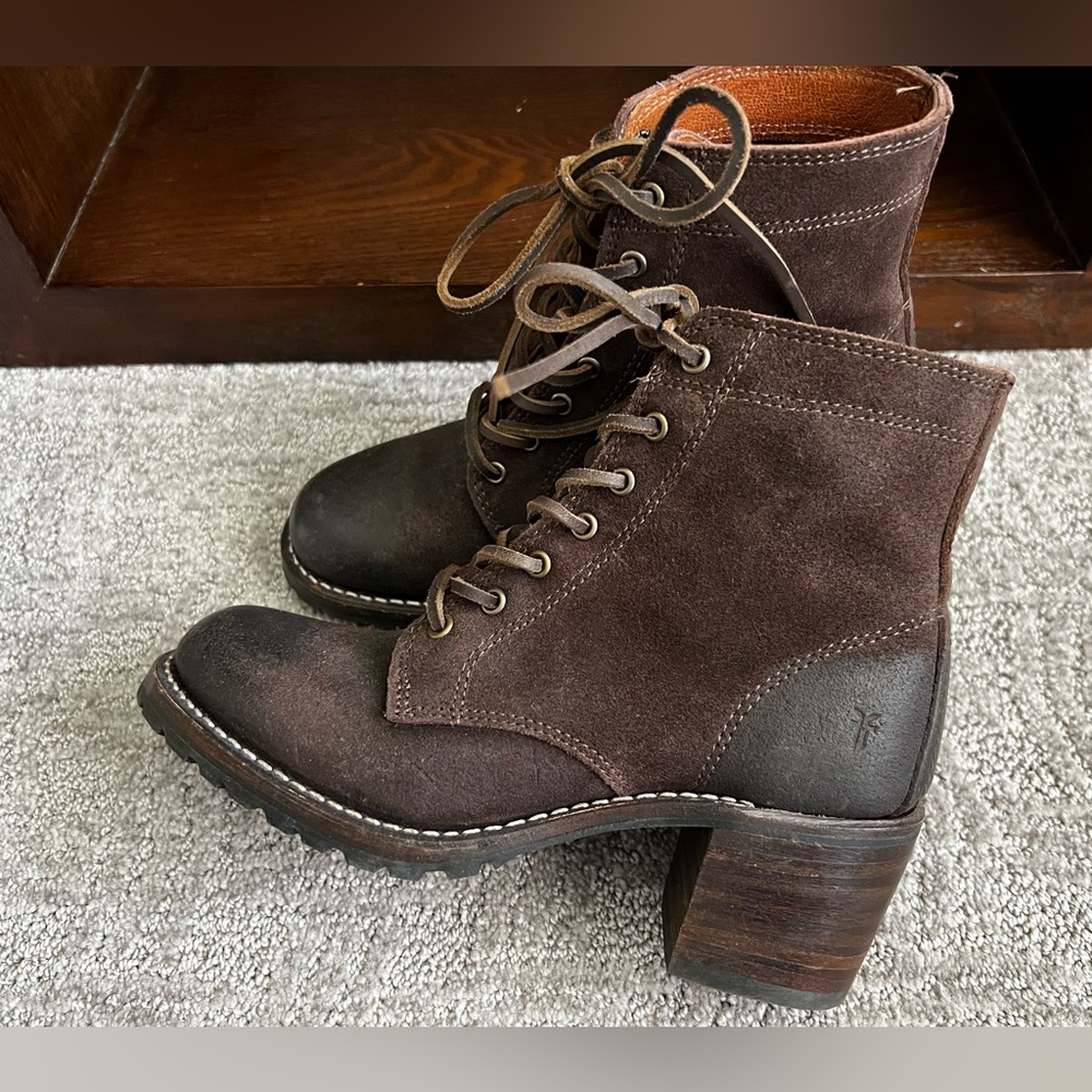 FRYE Sabrina Lace-up Boots, 6.5 size